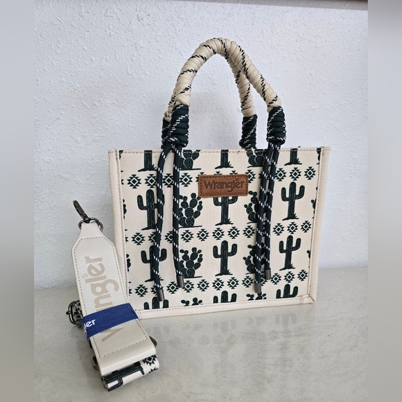 Wrangler NWT Southwestern Print Rope Handle Tote Bag In Cream & Green Cactus - Picture 6 of 11